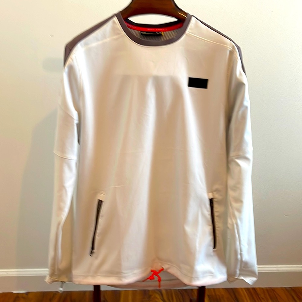 Mens Under Armour Pullover size Large
